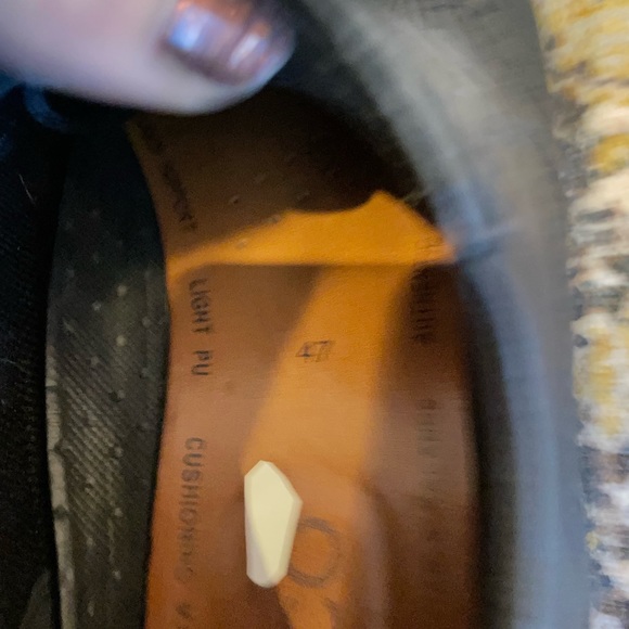 Men’s Ecco Wingtip Dress Shoes - Picture 4 of 4